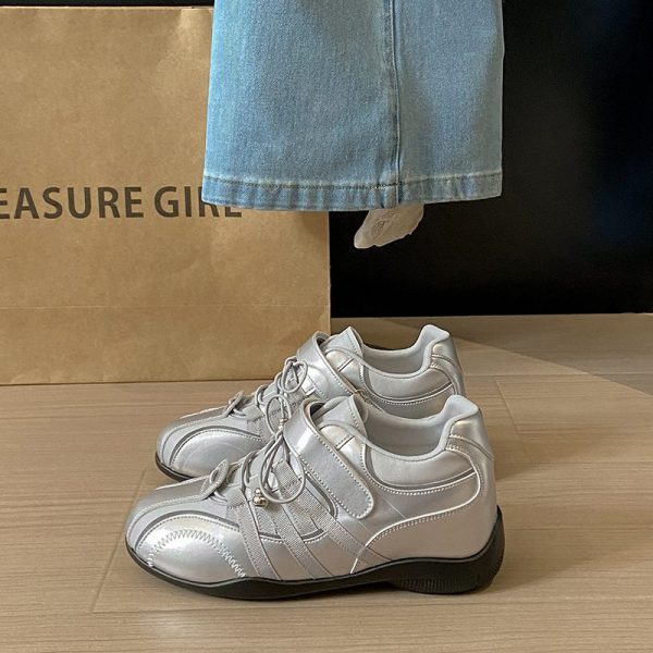 Rejtett ékelt talpú műbőr sneaker – Cipő