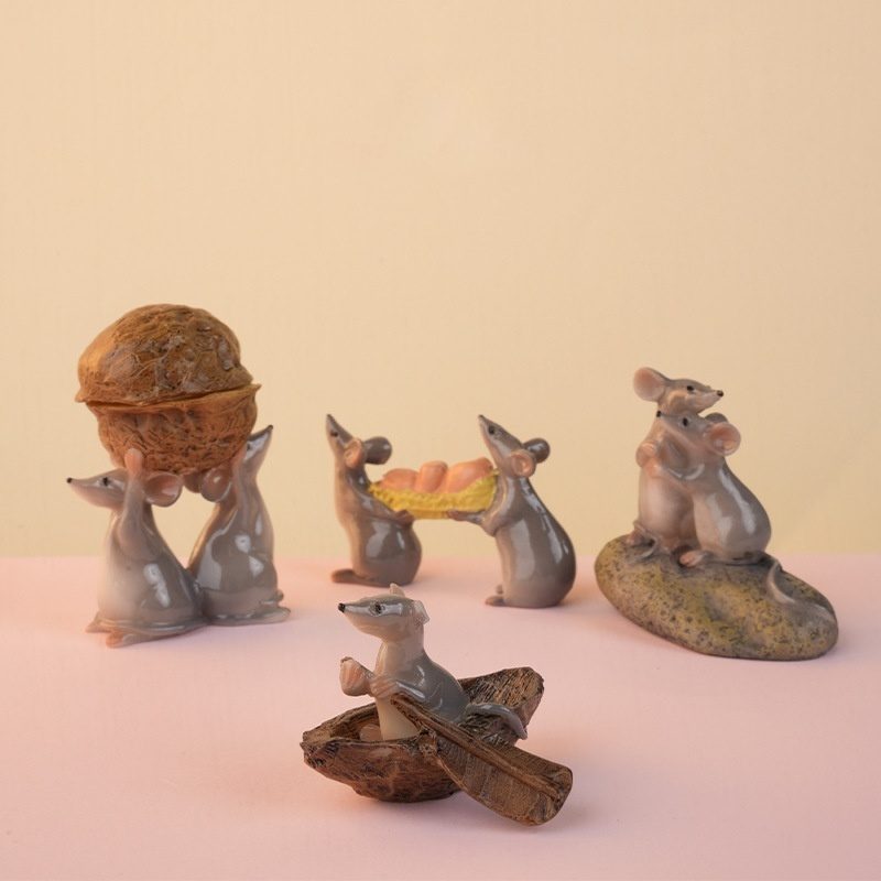 Aranyos kis egér miniatúra figura – Gyűjtemény